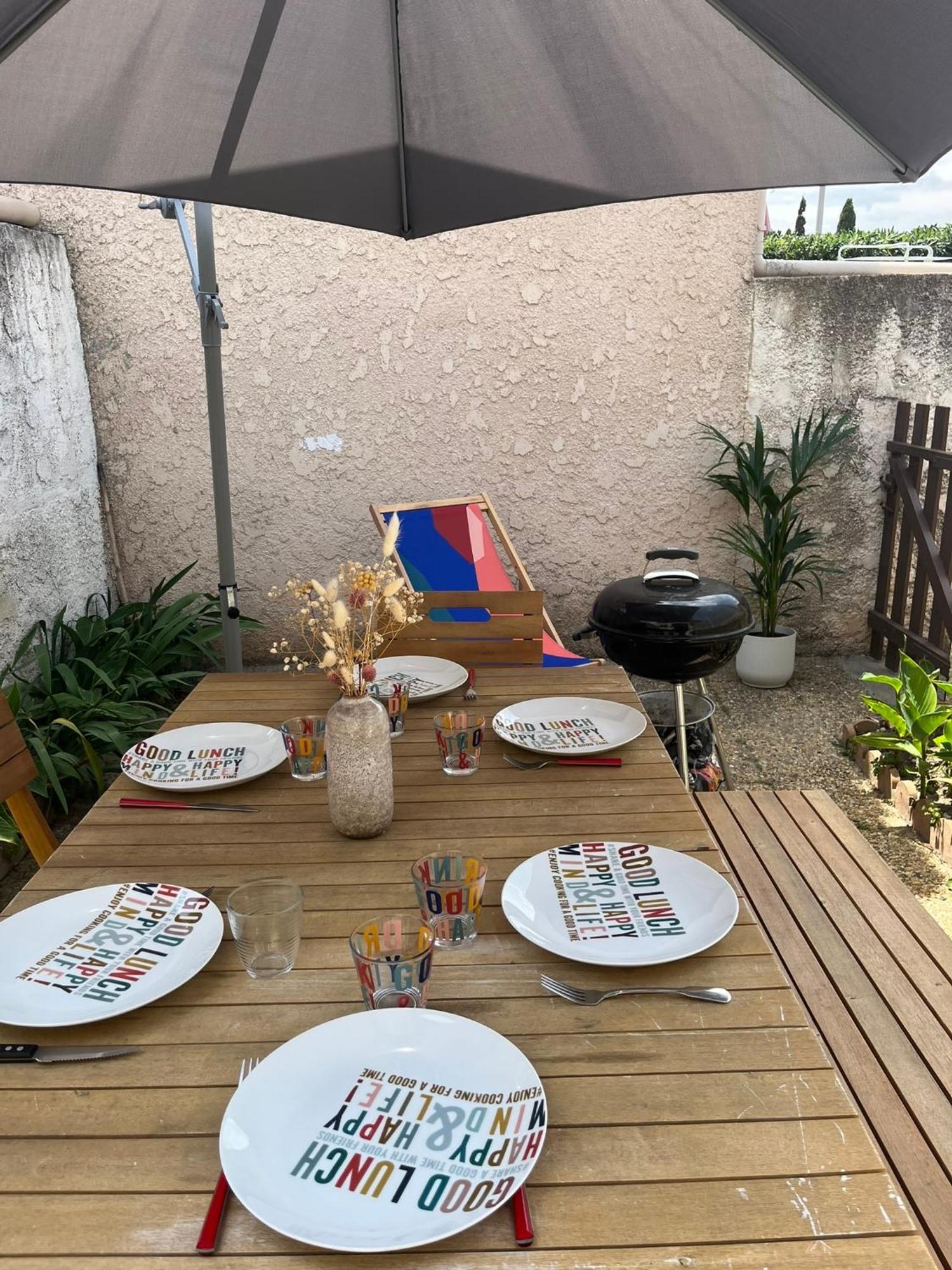 Maison Climatisatee 2 Exterieur Barbecue Parking Gratuit 600m Holiday home *